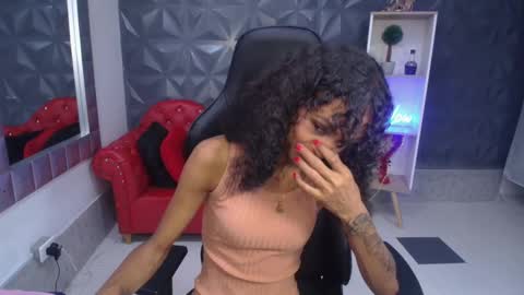 becky_lynch_102 online show from 16, 3, 2026