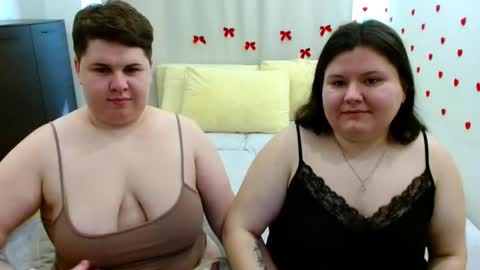 BeckyAndEllen online show from 27, 10, 2025