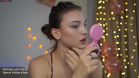 Snapshot of beckymadsons chatting on 18, 12, 2025 Melissa online show from 18, 12, 2025