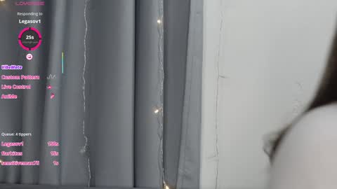 Snapshot of beckymartens chatting on 15, 11, 2025 BeckyMartens come join me on while im offline here online show from 15, 11, 2025