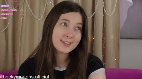 BeckyMartens come join me on    while im offline here  online show from 17, 5, 2026