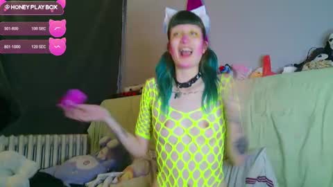 Beckytheclown online show from 11, 7, 2026