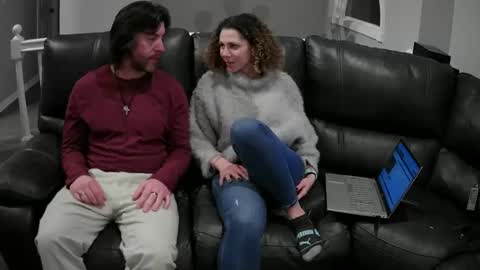 Snapshot of bedroom_king_and_queen chatting on 17, 1, 2025 Bedroom king and queen online show from 17, 1, 2025