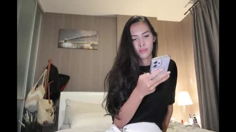 bee_thai online show from 19, 4, 2026