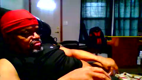 Snapshot of beef69dog chatting on 6, 6, 2026 BEEF69DOG online show from 6, 6, 2026