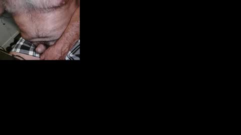 Snapshot of beefstewies69 chatting on 5, 11, 2025 Stewie online show from 5, 11, 2025