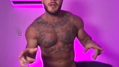 Snapshot of beefyandbald chatting on 23, 2, 2026 beefyandbald online show from 23, 2, 2026