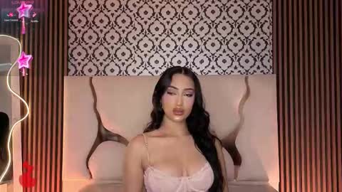 Snapshot of beella_tay1 chatting on 5, 3, 2026 BELLA online show from 5, 3, 2026