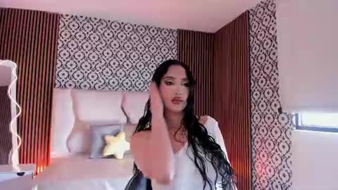 BELLA online show from 11, 7, 2026