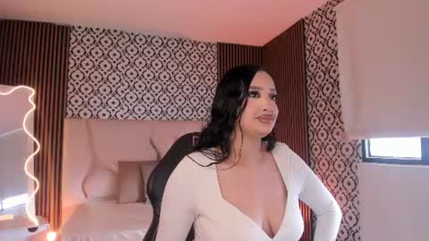 BELLA online show from 30, 7, 2026