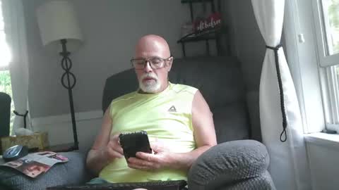 beep_b33p online show from 12, 5, 2026