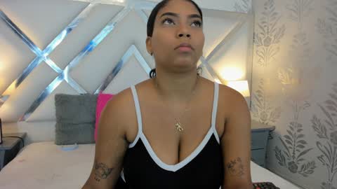 Snapshot of belacampbell chatting on 22, 12, 2024 Bela online show from 22, 12, 2024