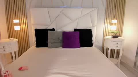 Snapshot of belacampbell chatting on 16, 9, 2025 Bela online show from 16, 9, 2025