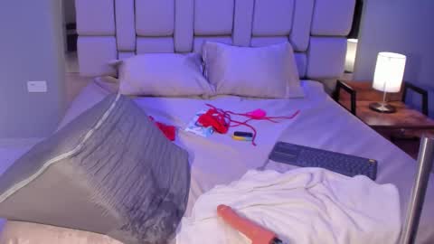 Snapshot of belanny_ chatting on 12, 3, 2026 Bella online show from 12, 3, 2026