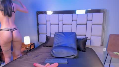 Bella online show from 2, 5, 2026