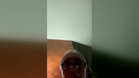 Snapshot of bell63 chatting on 10, 3, 2026 bell63 online show from 10, 3, 2026