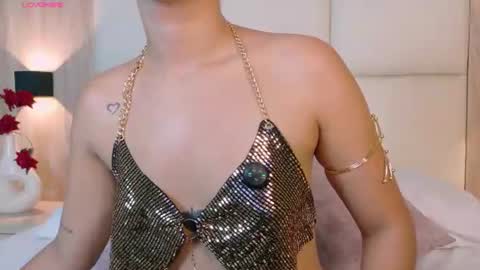 Bella cam online show from 18, 7, 2026