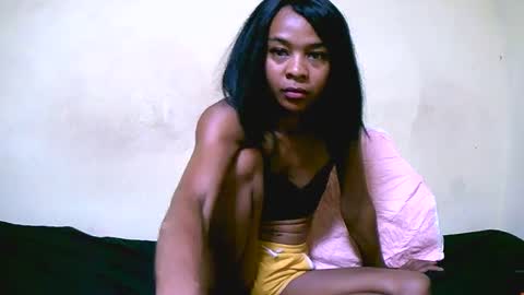 bella193999 online show from 13, 12, 2024