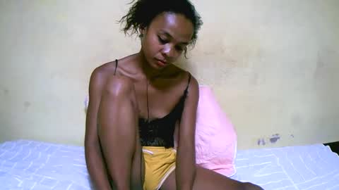 bella193999 online show from 21, 12, 2024