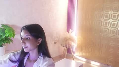 bella19   online show from 22, 5, 2026