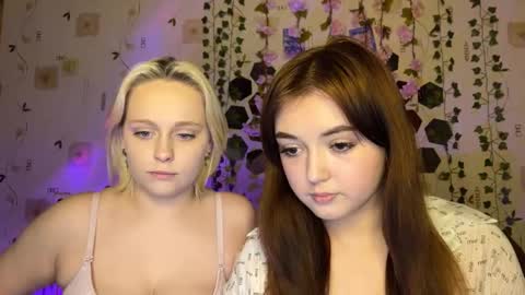 bella_and_alice online show from 1, 10, 2025
