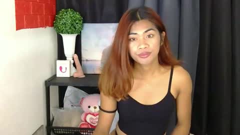 Snapshot of bella_bliss14 chatting on 20, 4, 2026 bella_bliss14 online show from 20, 4, 2026