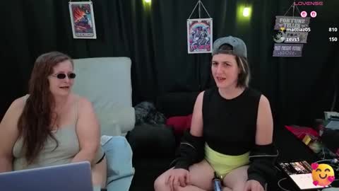 Bella James online show from 12, 11, 2025