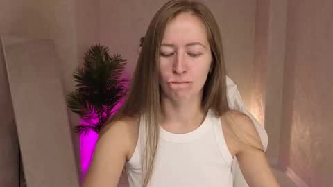 bella_li__ online show from 11, 9, 2025