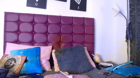 Valentina online show from 28, 2, 2025