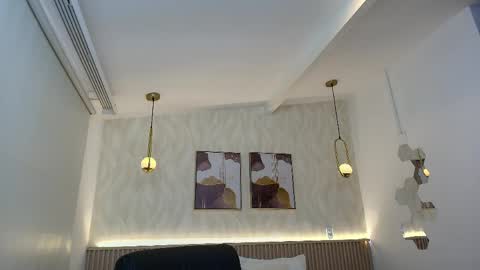 bella_millers online show from 3, 5, 2026
