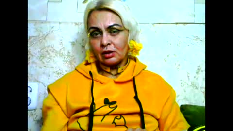 Snapshot of bella_nathalie chatting on 17, 11, 2025 Bella Nathalie online show from 17, 11, 2025