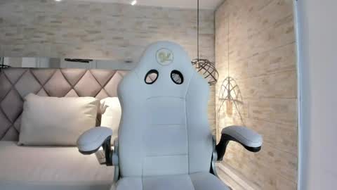 Snapshot of bella_novoa chatting on 4, 3, 2026 BELLA online show from 4, 3, 2026