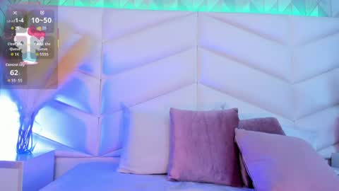 bella_peach_ online show from 1, 7, 2026