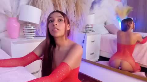 bella_peach_ online show from 25, 7, 2026