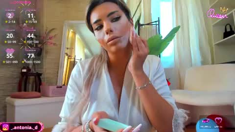 bella_posh online show from 6, 8, 2026