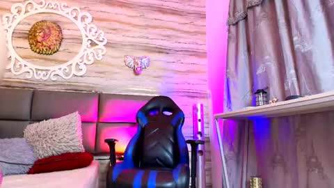 Snapshot of bella_salvatore chatting on 26, 9, 2025     online show from 26, 9, 2025