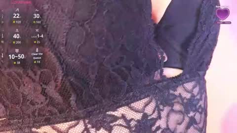 bella_thixx online show from 21, 10, 2025