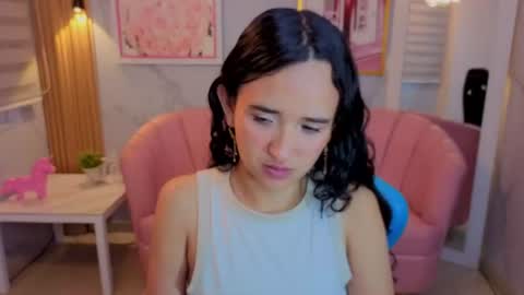 Bella online show from 4, 7, 2026