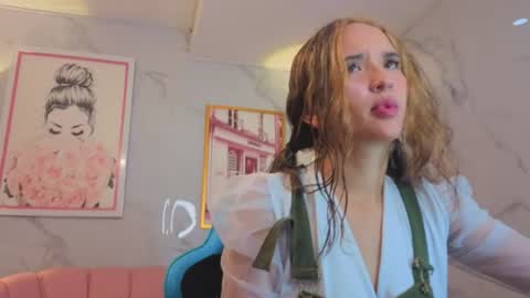 Bella online show from 24, 7, 2026
