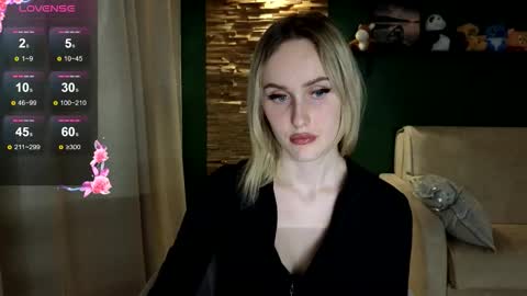 bella_villen online show from 15, 3, 2026
