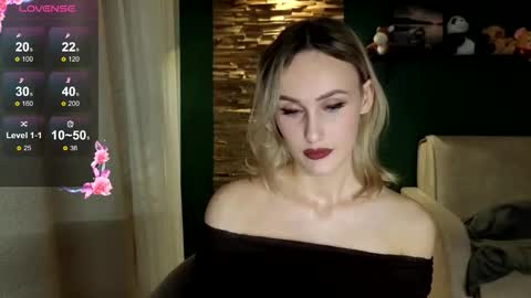 bella_villen online show from 20, 3, 2026