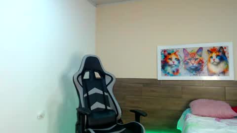 bella_warzon online show from 27, 6, 2026