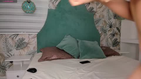 Bella Becca  online show from 14, 12, 2024