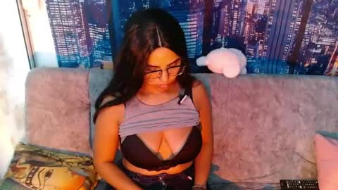 Bella Baker online show from 29, 4, 2026