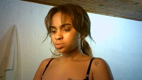 Bella online show from 4, 2, 2025