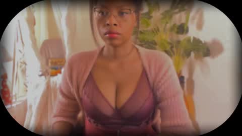 Bellah Blakes-Sarah Scrumptious Lee online show from 13, 9, 2025