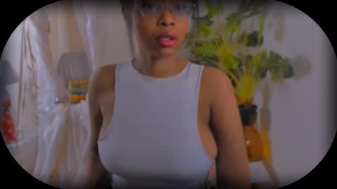 Bellah Blakes-Sarah Scrumptious Lee online show from 15, 9, 2025