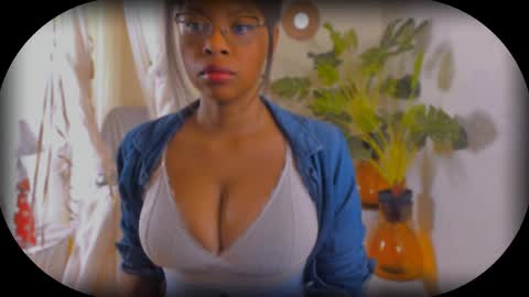 Bellah Blakes-Sarah Scrumptious Lee online show from 23, 9, 2025