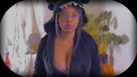 Bellah Blakes-Sarah Scrumptious Lee online show from 29, 9, 2025