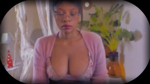 Bellah Blakes-Sarah Scrumptious Lee online show from 27, 10, 2025